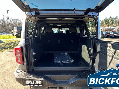 New 2025 Ford Bronco Badlands image 7