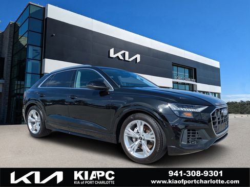 Used 2023 Audi Q8 Prestige AWD/4WD image 1