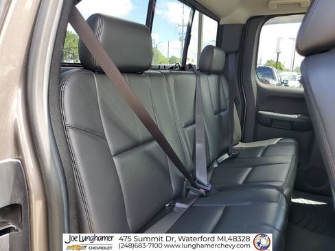 Used 2013 GMC Sierra 2500 SLT w/ SLT Convenience Package AWD/4WD image 24