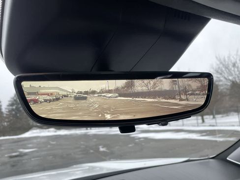 Certified 2023 Cadillac Escalade ESV V image 32