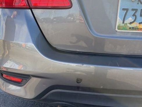 Used 2017 Nissan Sentra SR w/ SR Midnight Edition image 10