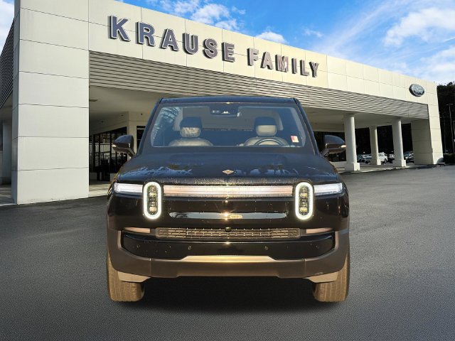 Used 2025 Rivian R1T Adventure Dual AWD/4WD image 2