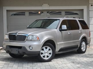 Used 2004 Lincoln Aviator Luxury image 1