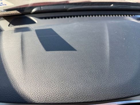 Used 2022 Chrysler Pacifica Limited w/ S Appearance Package image 25