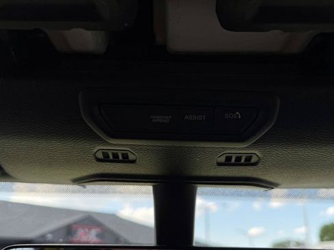 Used 2023 Jeep Wrangler Unlimited w/ 8.4" Radio Group AWD/4WD image 54