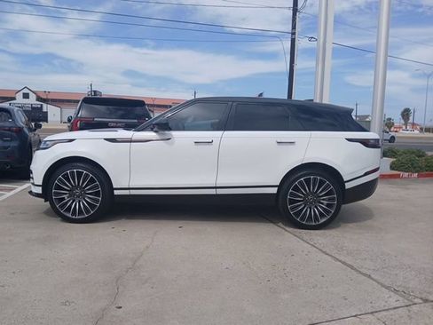 Used 2022 Land Rover Range Rover Velar R-Dynamic S AWD/4WD image 7