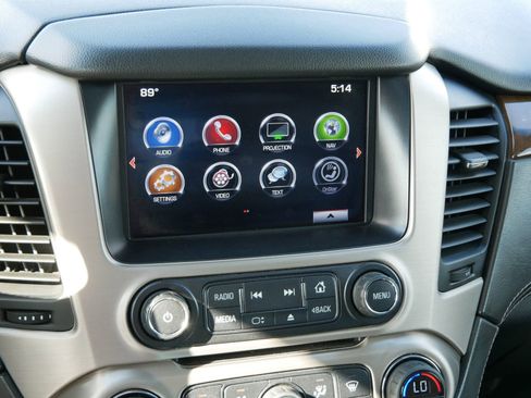 Used 2016 GMC Yukon Denali w/ Open Road Package AWD/4WD image 19