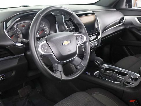 Used 2023 Chevrolet Traverse LT w/ Rear Camera Mirror Package AWD/4WD image 28