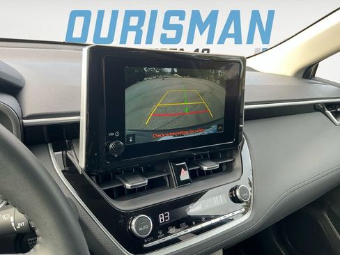 Certified 2025 Toyota Corolla Cross XLE image 20