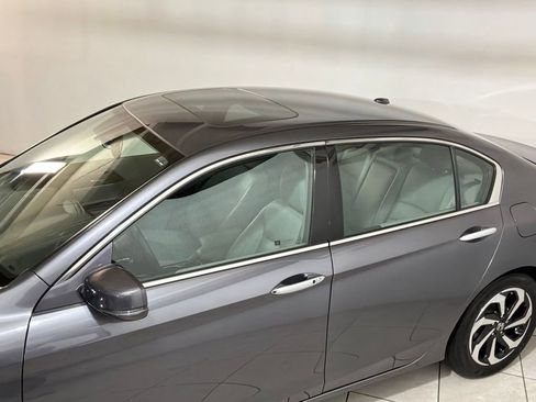 Used 2017 Honda Accord EX-L image 24