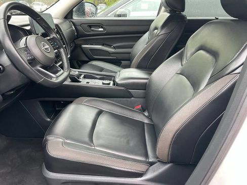 Certified 2023 Nissan Pathfinder SL AWD/4WD image 7