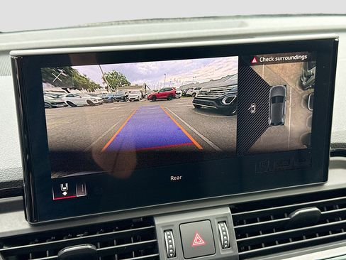 Used 2021 Audi Q5 Premium Plus w/ Premium Plus Package image 32