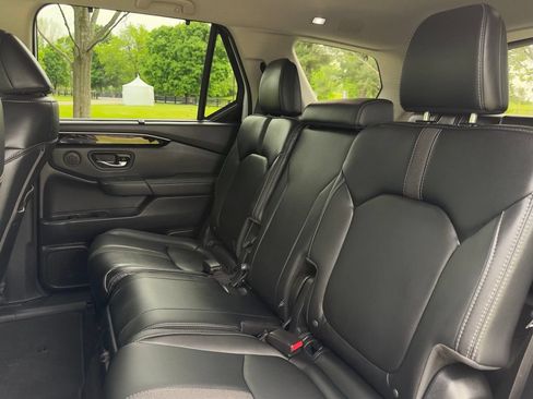 Used 2025 Honda Pilot EX-L image 21