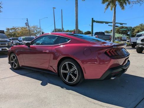 Certified 2025 Ford Mustang Premium image 6
