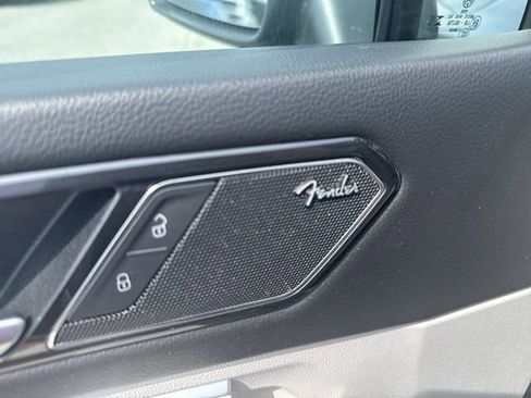 Used 2024 Volkswagen Tiguan SEL R-Line image 24