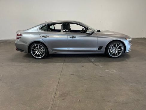 Used 2024 Genesis G70 2.5T RWD image 2