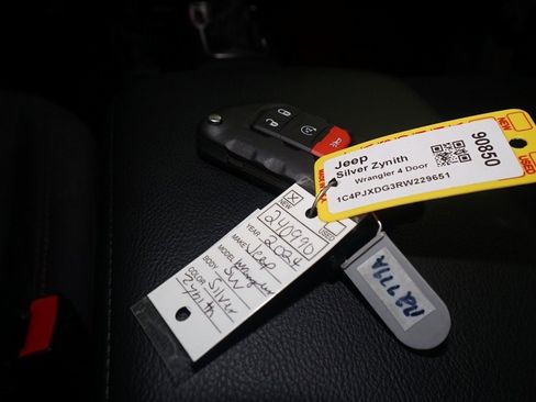 New 2024 Jeep Wrangler Unlimited Sport image 18