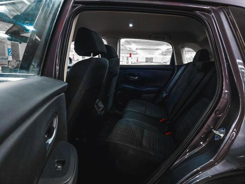 Used 2024 Honda HR-V LX image 18