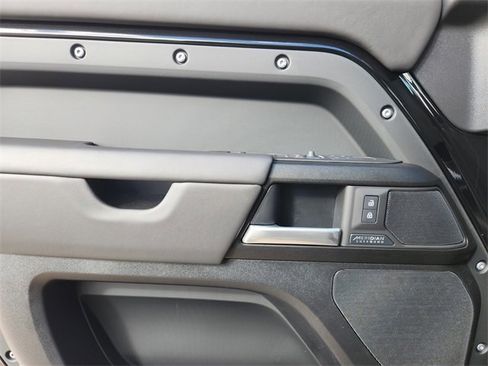 New 2026 Land Rover Defender 130 V8 image 15