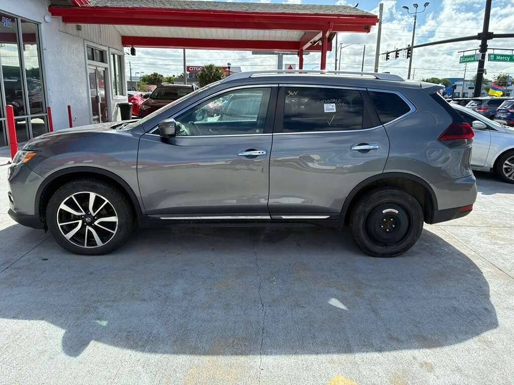 Used 2019 Nissan Rogue SL AWD/4WD image 3
