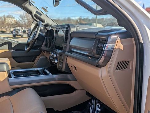 Used 2023 Ford F250 Lariat w/ Lariat Ultimate Package image 39