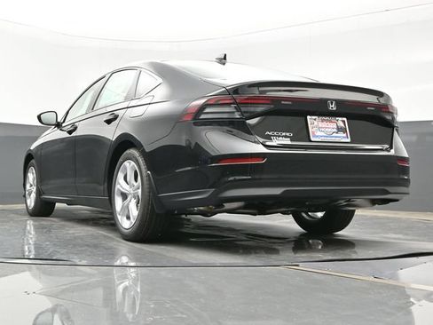 Certified 2025 Honda Accord LX image 23