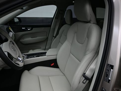 New 2026 Volvo XC60 B5 Ultra w/ Protection Package Premier image 10