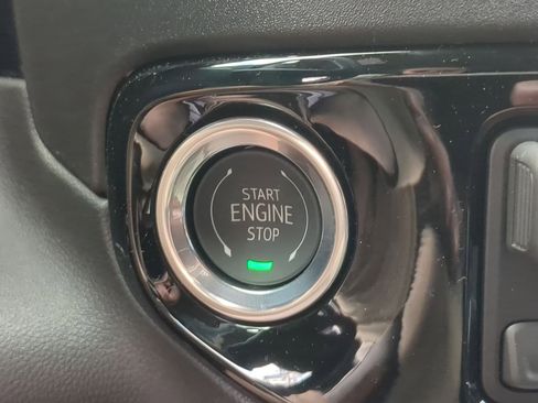 New 2026 GMC Sierra 2500 SLT w/ SLT Premium Package image 17