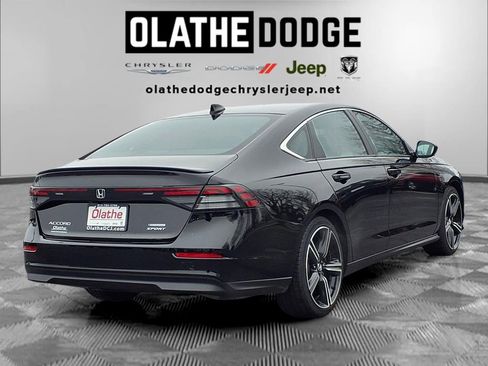 Used 2024 Honda Accord Sport image 30
