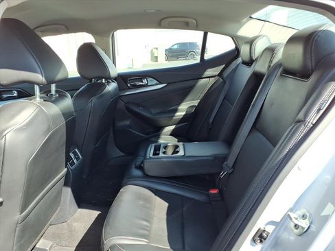 Used 2023 Nissan Maxima SV w/ Floor Mat Group image 5