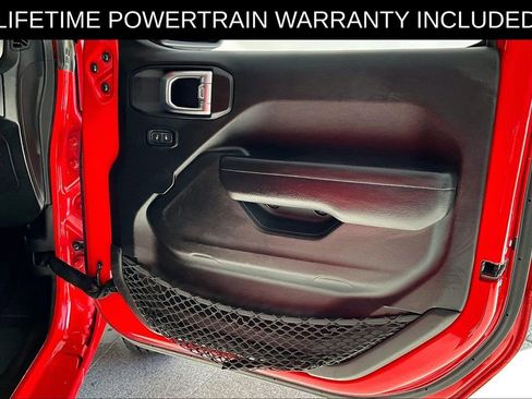 Used 2022 Jeep Wrangler Unlimited Sport image 24