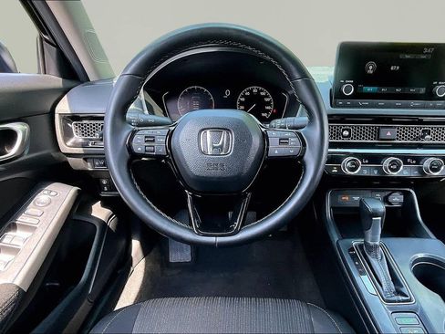 Used 2024 Honda Civic EX image 9