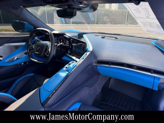 Used 2024 Chevrolet Corvette Stingray Premium Cpe w/ Z51 Performance Package RWD image 17