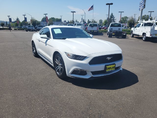 Used 2017 Ford Mustang Premium RWD image 7