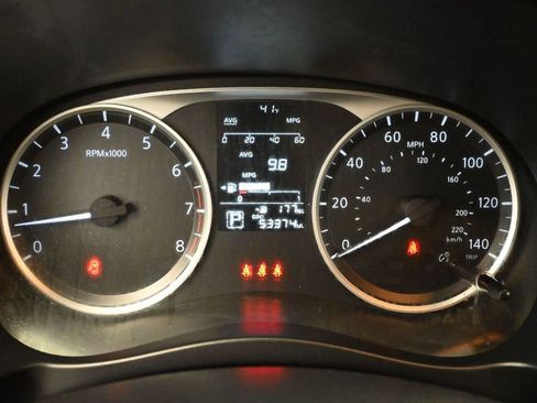 Used 2021 Nissan Kicks S image 29