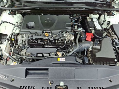 Used 2021 Toyota Camry SE FWD image 24