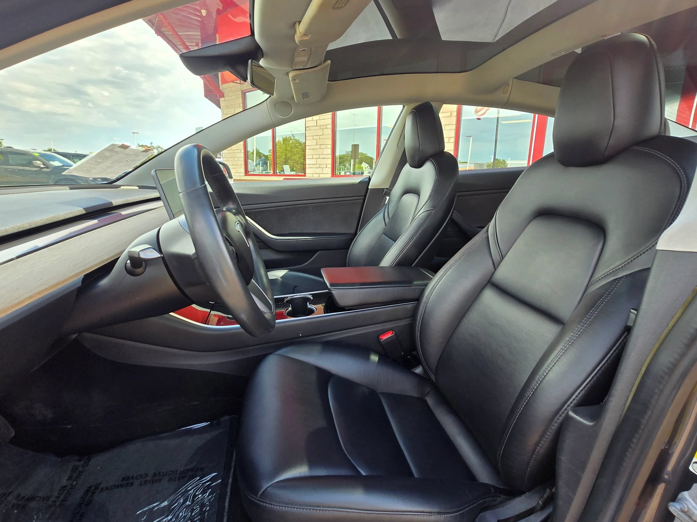 Used 2018 Tesla Model 3 Long Range RWD image 10