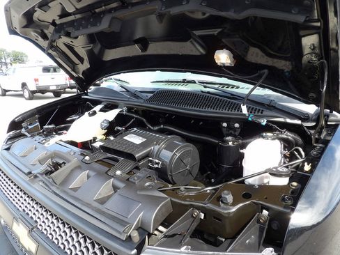 Used 2019 Chevrolet Express 3500 LS image 45