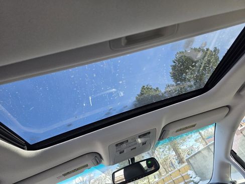 Used 2010 Lexus HS 250h image 10