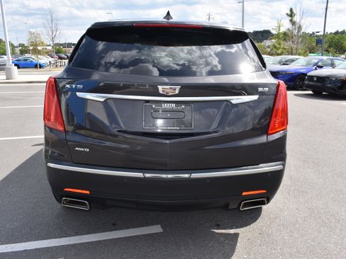 Used 2017 Cadillac XT5 Luxury image 36