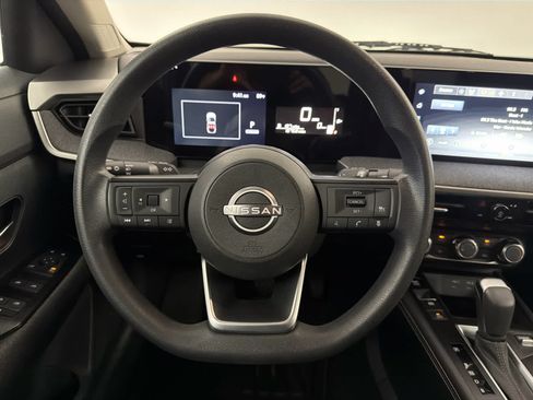 Certified 2025 Nissan Kicks SV w/ Charging Package AWD/4WD image 19