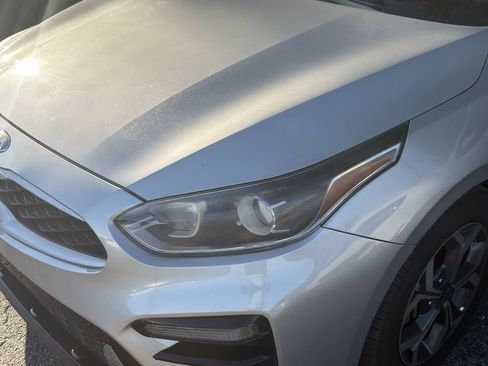 Used 2019 Kia Forte LXS FWD image 8