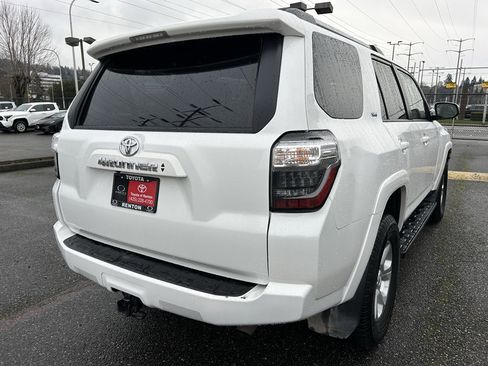 Certified 2024 Toyota 4Runner SR5 image 5