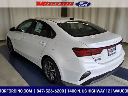 Used 2023 Kia Forte LXS FWD image 3