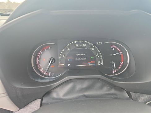 Used 2023 Toyota RAV4 XLE Premium image 20