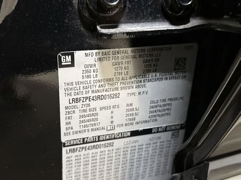 Certified 2024 Buick Envision Sport Touring image 27