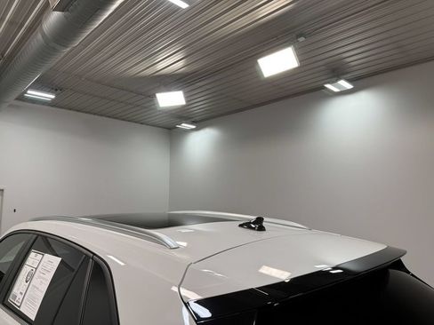 Used 2024 Volkswagen Atlas Cross Sport SE w/ Panoramic Sunroof Package AWD/4WD image 42