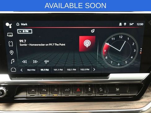 Used 2024 GMC Sierra 1500 SLT w/ SLT Premium Plus Package AWD/4WD image 20