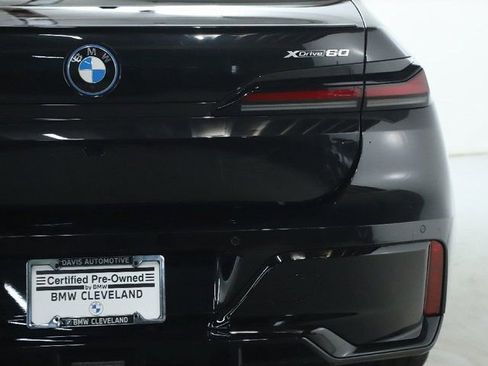 Certified 2025 BMW i7 xDrive60 image 45