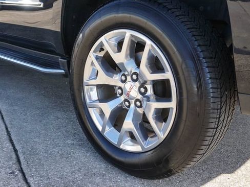 Used 2020 GMC Yukon SLE w/ SLE Value Package RWD image 9